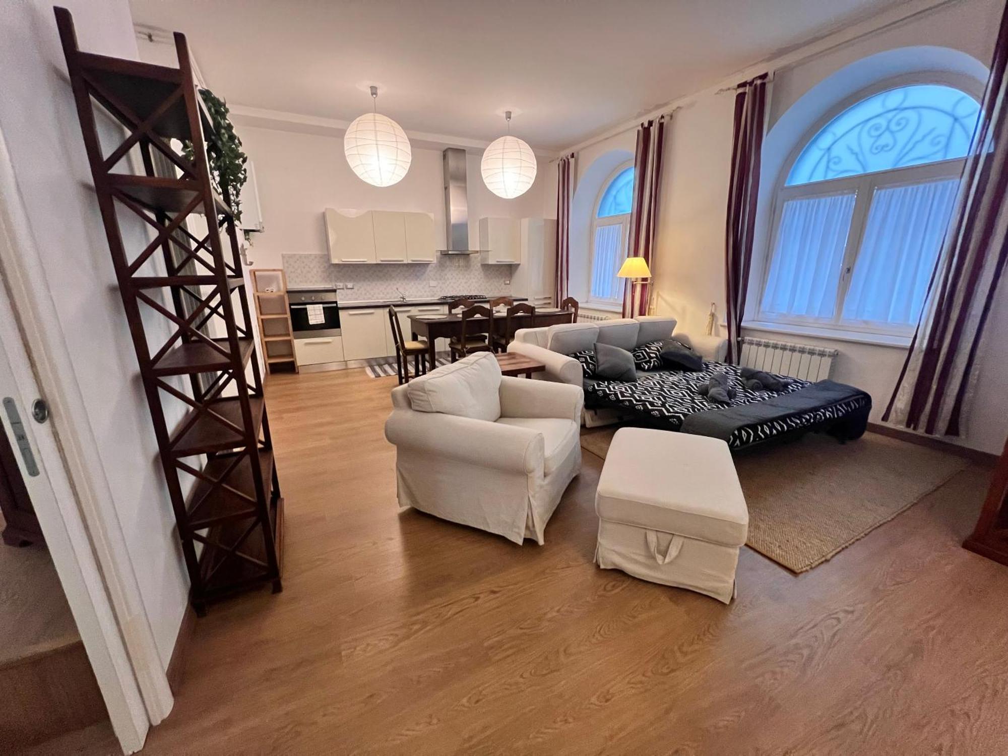 Loft With Private Parking Leilighet Trieste Eksteriør bilde